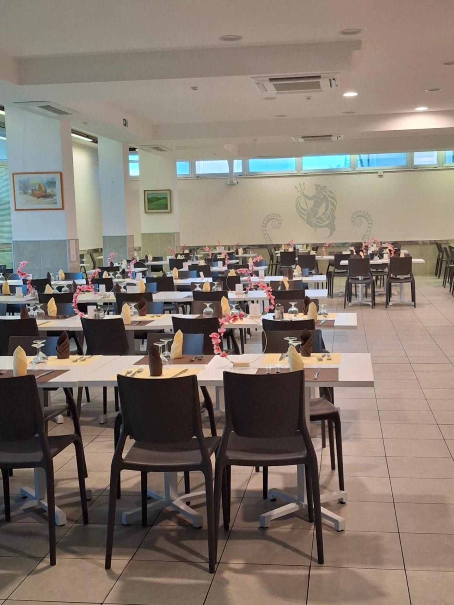 Hotel Concordia Palace Rimini Kültér fotó